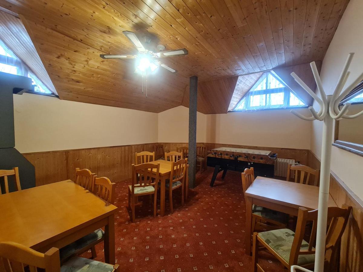 Garni Hotel Asas*** Мост Екстериор снимка