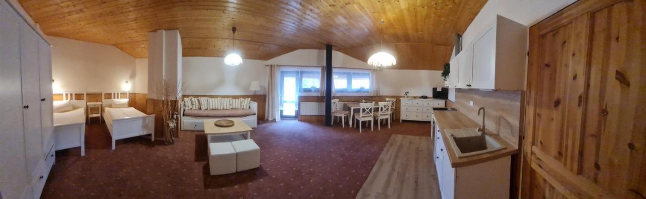 Garni Hotel Asas*** Мост Екстериор снимка