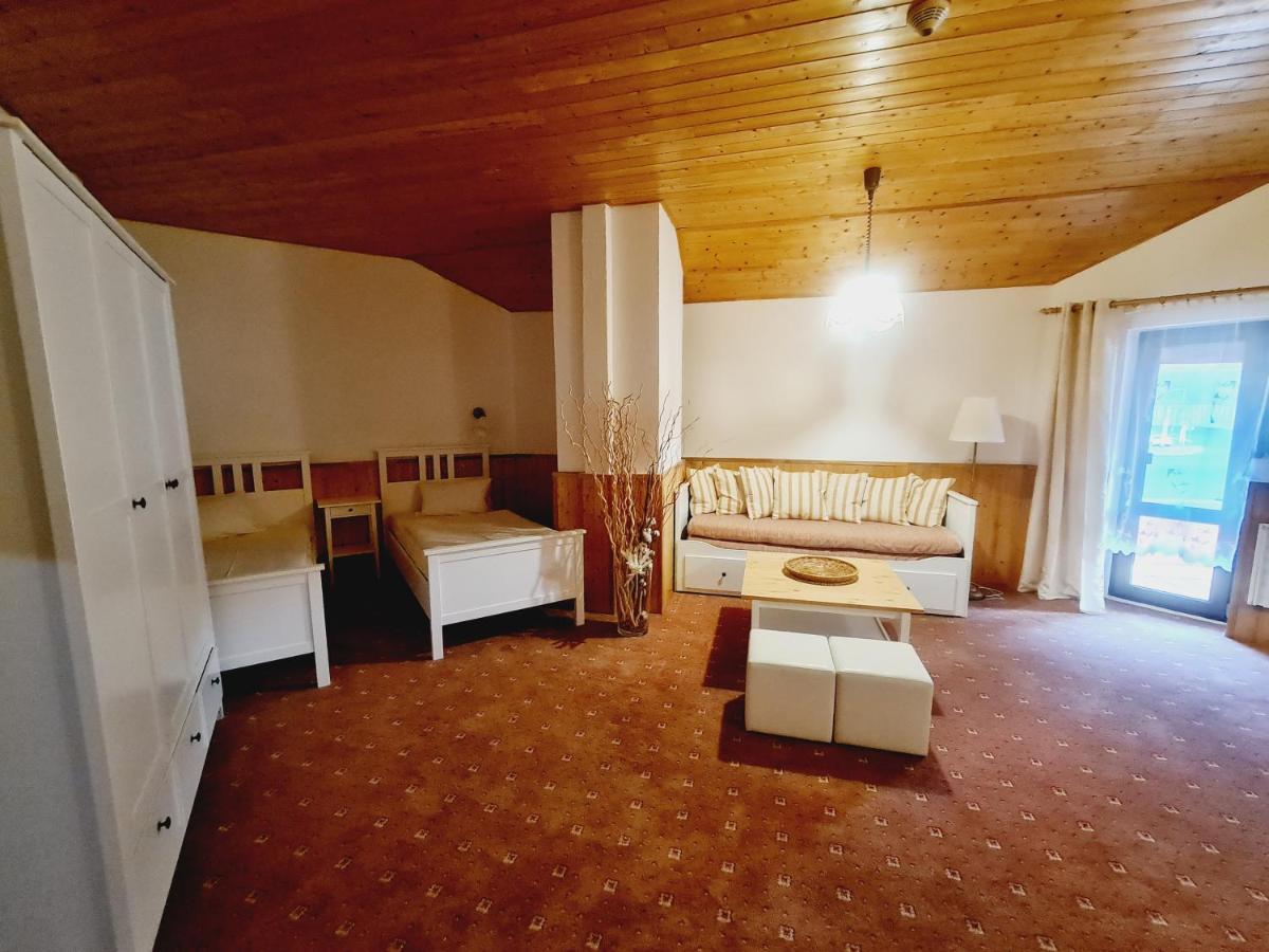 Garni Hotel Asas*** Мост Екстериор снимка