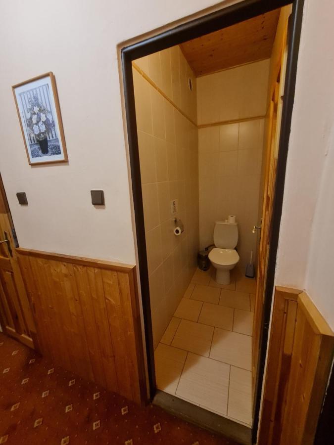 Garni Hotel Asas*** Мост Екстериор снимка