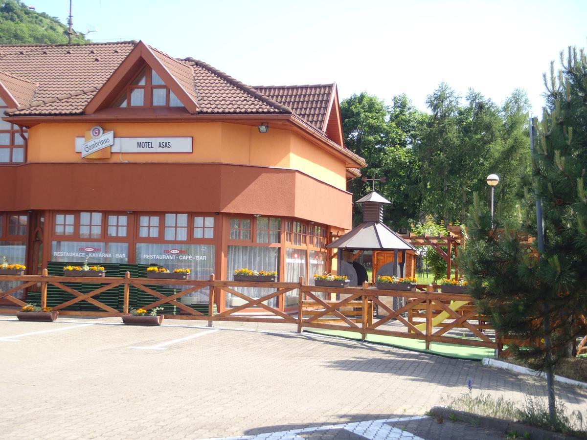Garni Hotel Asas*** Мост Екстериор снимка
