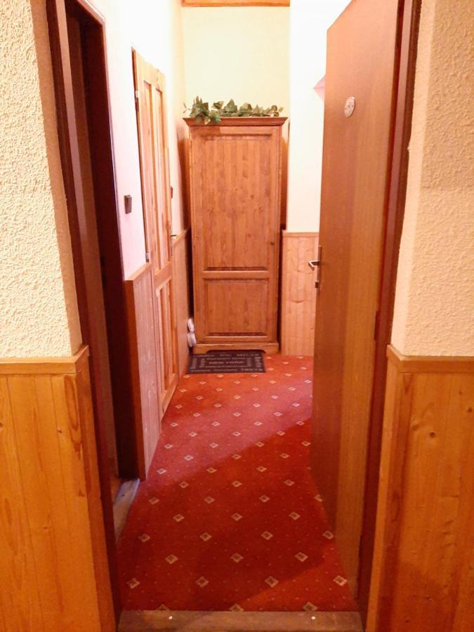 Garni Hotel Asas*** Мост Екстериор снимка
