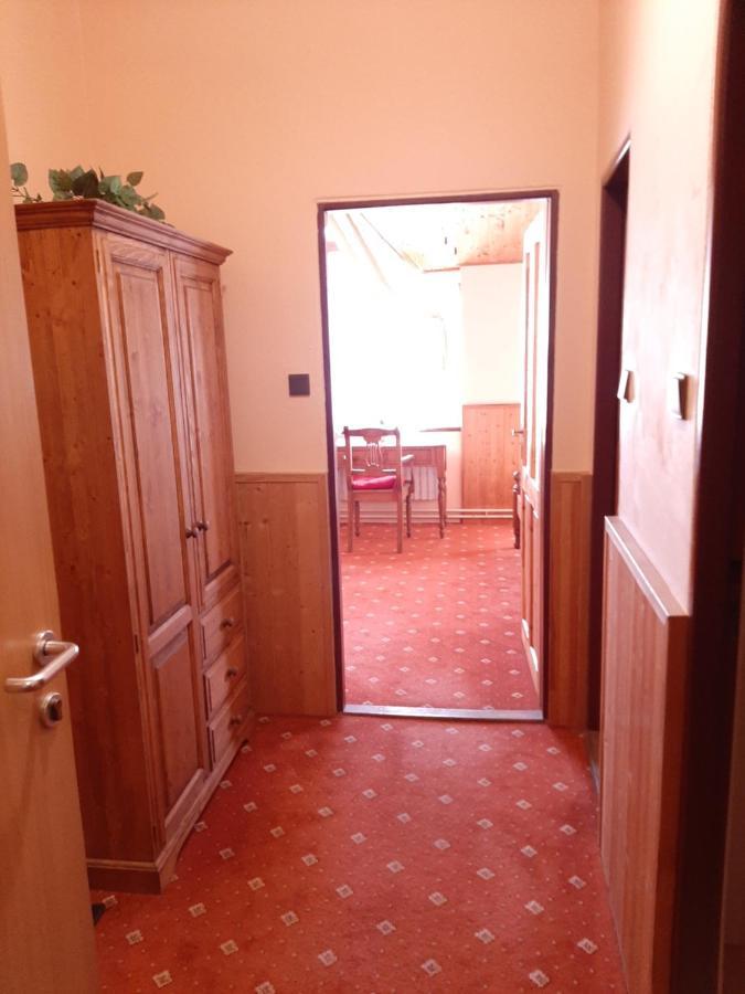 Garni Hotel Asas*** Мост Екстериор снимка
