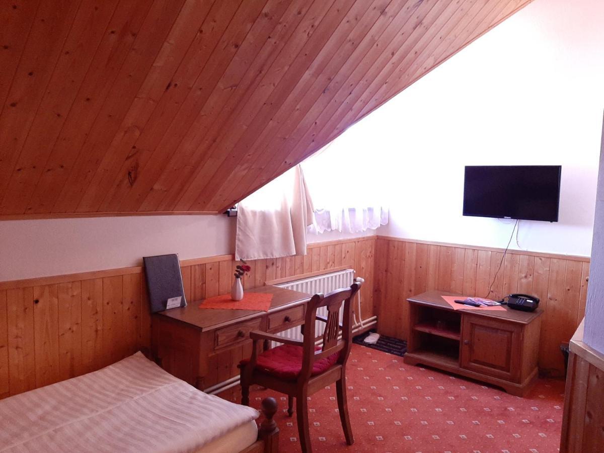 Garni Hotel Asas*** Мост Екстериор снимка